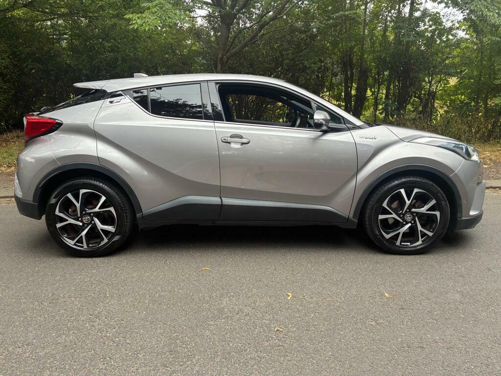 Toyota C-Hr 1.8 Vvt-h Design Cvt Euro 6 S S Silver #4