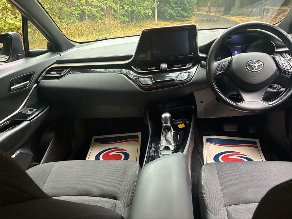 Toyota C-Hr Dynamic Blue #19