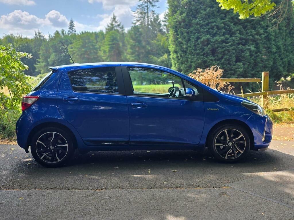 Toyota Yaris 1.5 Vvt-h Design E-cvt Euro 6 S S FE18SOH Blue #5