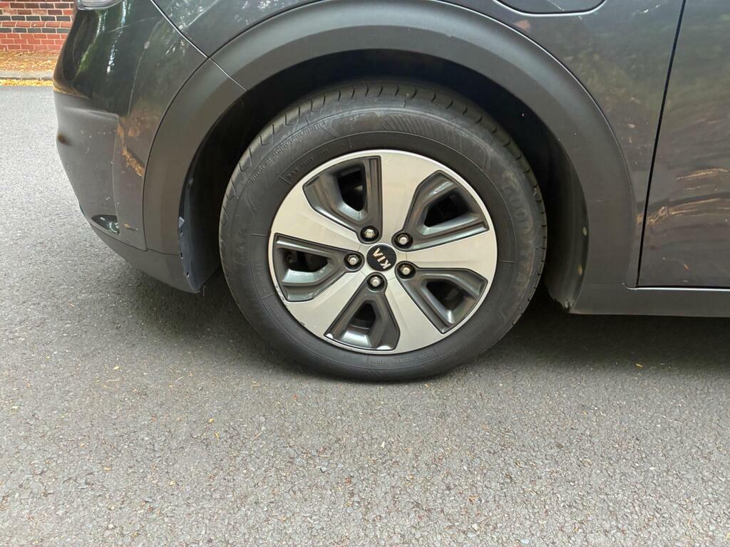 Kia e-Niro 1.6 Gdi 8.9Kwh 3 Dct Euro 6 Ss White #25