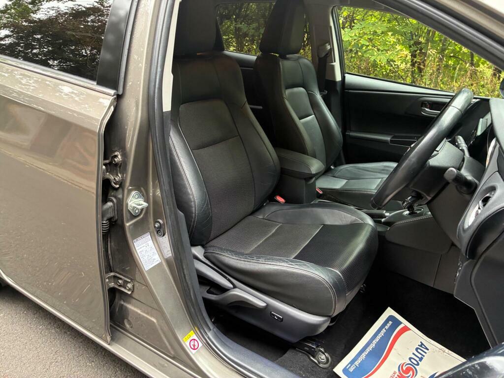 Toyota Auris 1.8 Vvt-h Excel Cvt Euro 6 S S Brown #2