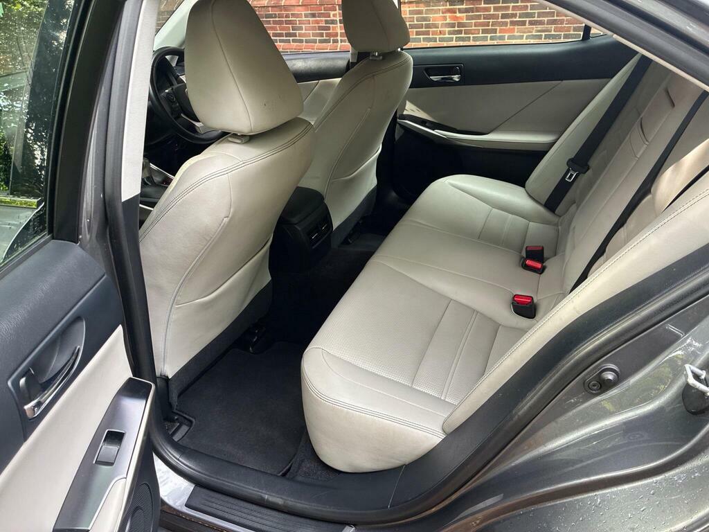 Lexus IS 300H F-sport Cvt Silver #21
