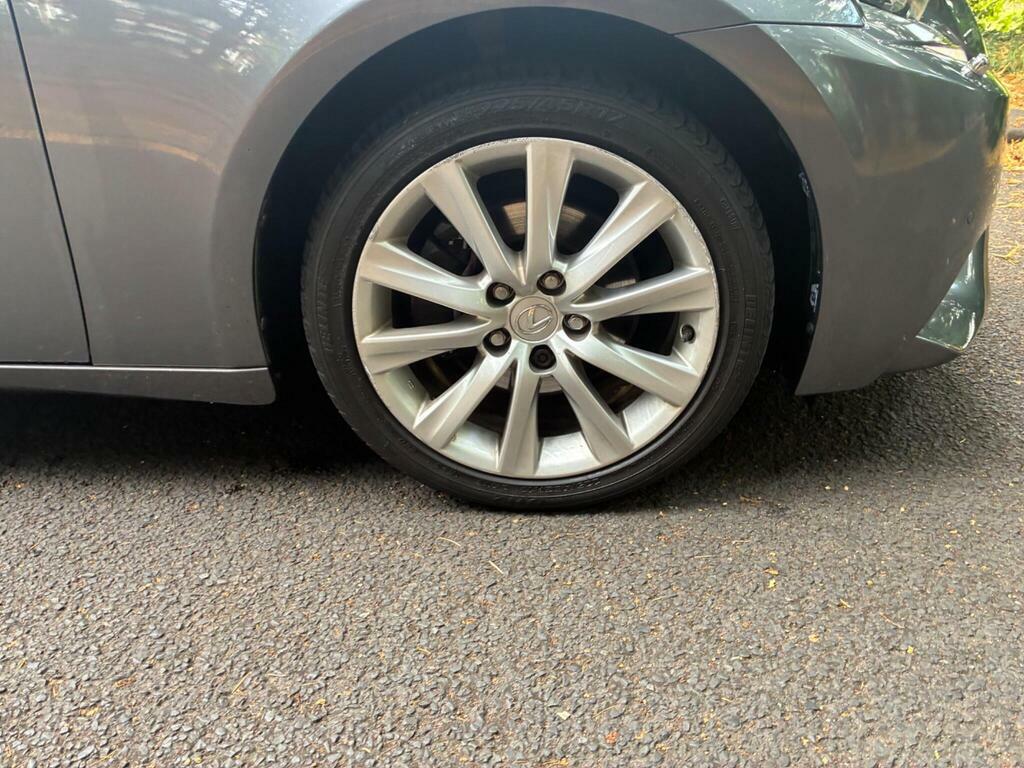 Lexus IS 300H F-sport Cvt Silver #28