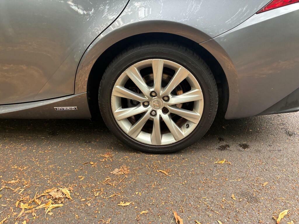 Lexus IS 300H F-sport Cvt Silver #26