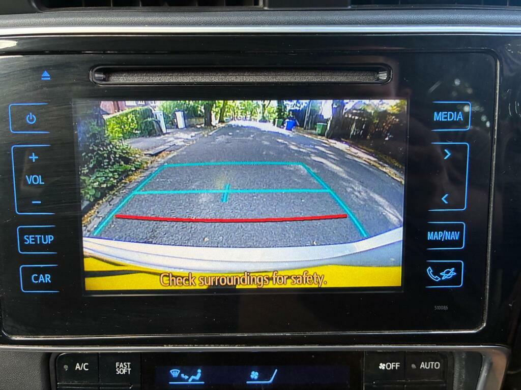 Toyota Auris 1.8 Vvt-h Business Edition Touring Sports Cvt Euro Grey #3