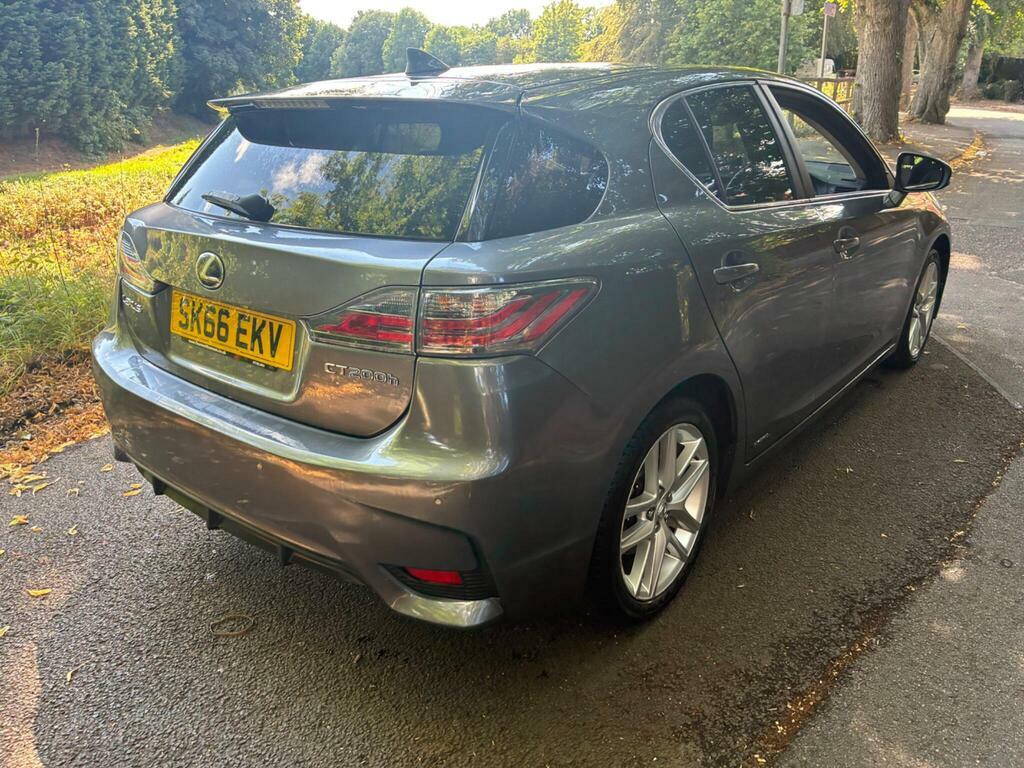 Lexus CT Ct 200H F Sport Cvt White #9