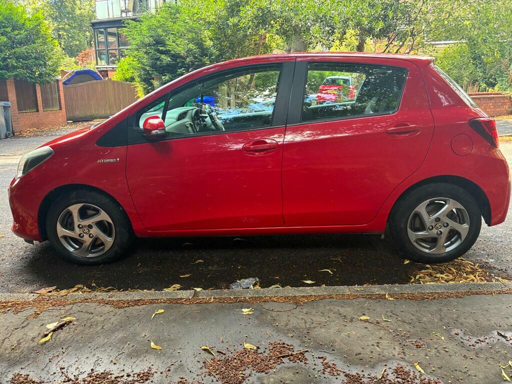 Toyota Yaris 1.5 Vvt-h Icon E-cvt Euro 6 WF15LJY Red #6