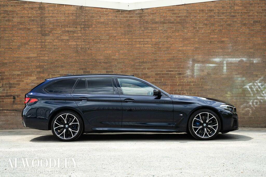 BMW 5 Series 3.0 530D Mht M Sport Touring Steptronic Xdrive Eur Black #2