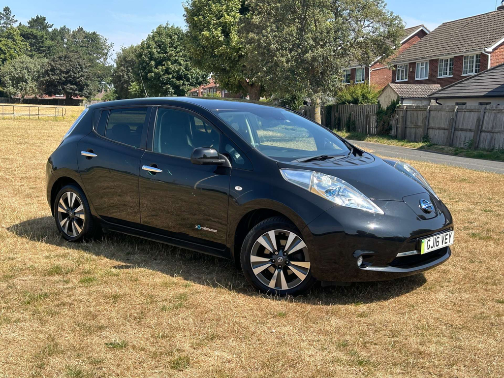Nissan Leaf Tekna 30Kwh #2
