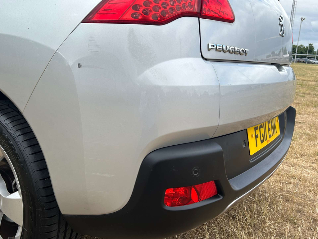 Peugeot 3008 1.6 E Red #21