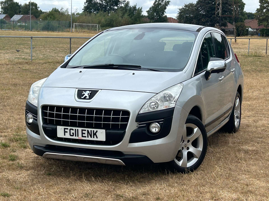Peugeot 3008 1.6 E Red #1