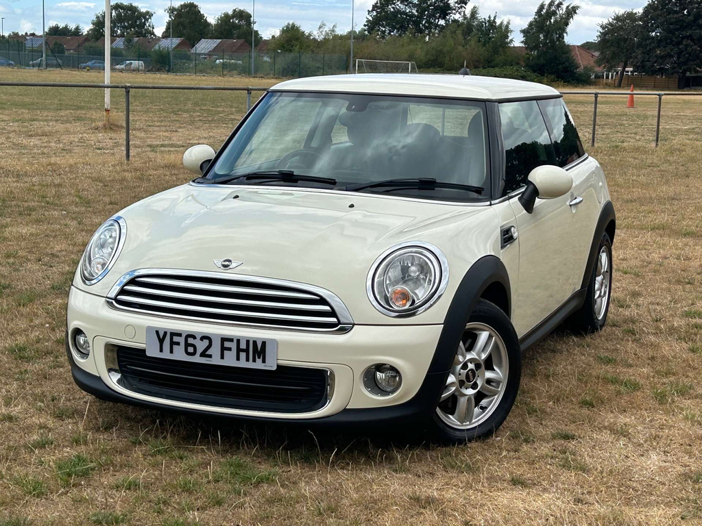 Mini Hatch One 