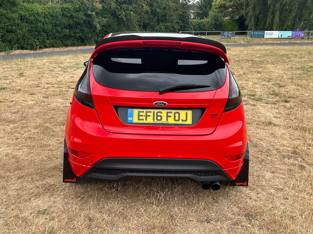 Ford Fiesta Zetec S Red Edition #6