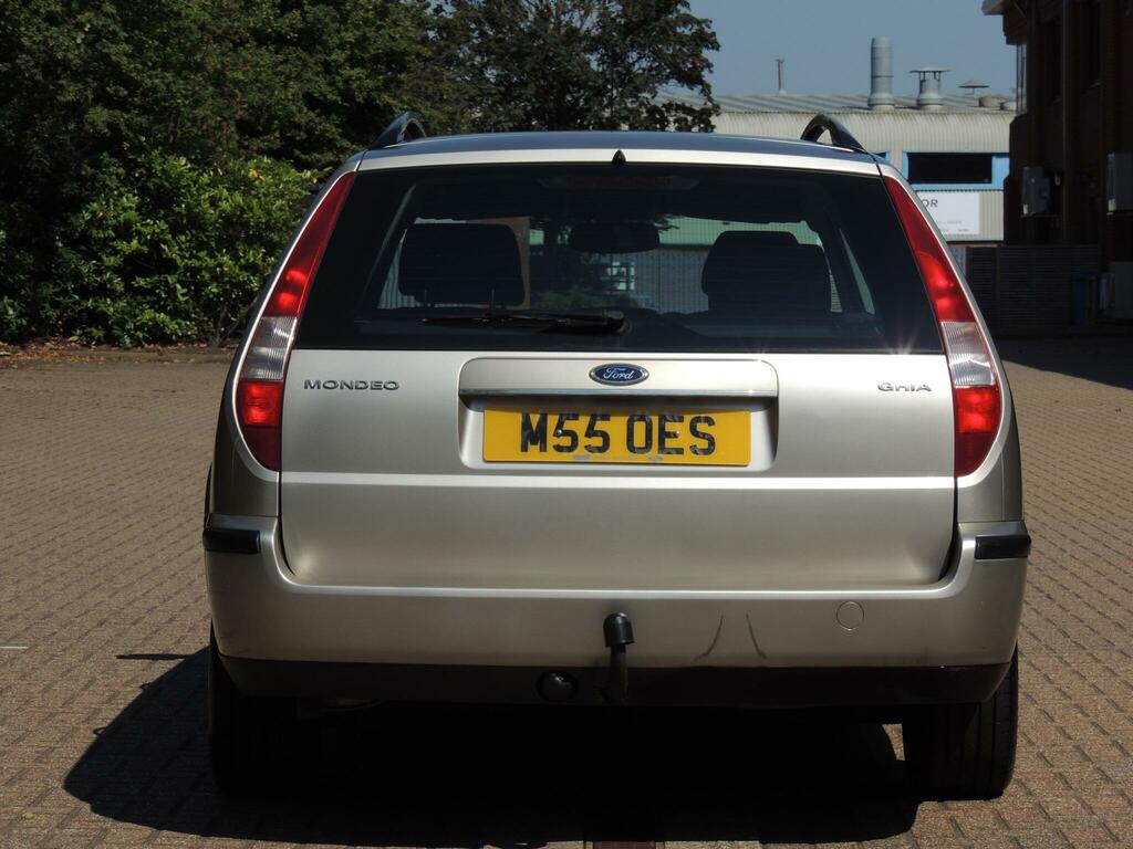 Ford Mondeo  Silver #22