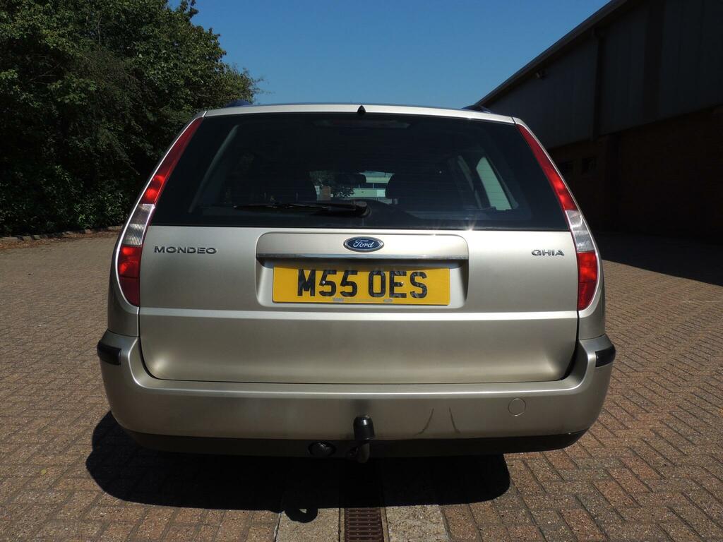 Ford Mondeo  Silver #20