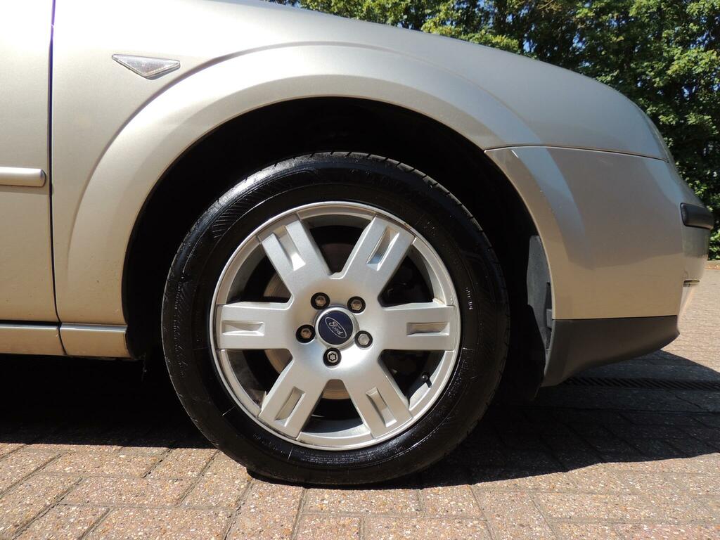 Ford Mondeo  Silver #34