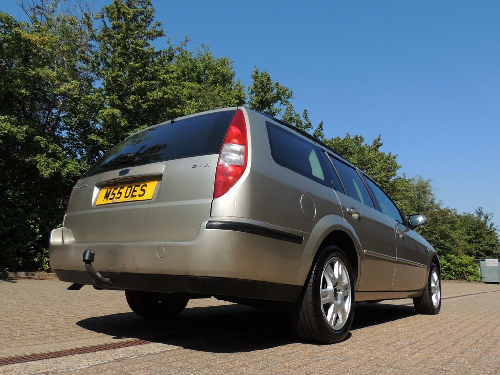 Ford Mondeo  Silver #19
