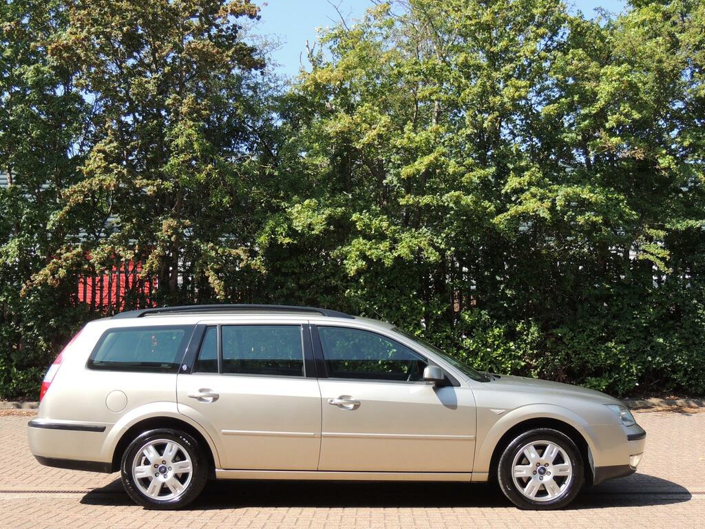 Ford Mondeo  Silver #15