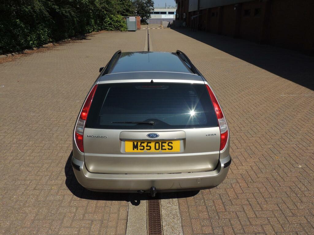Ford Mondeo  Silver #21