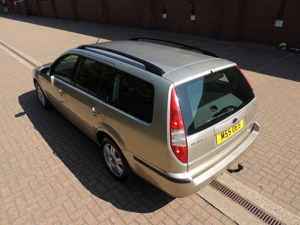 Ford Mondeo  Silver #25