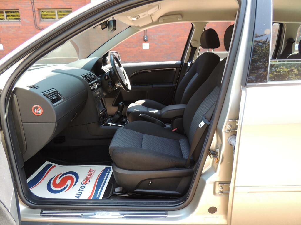 Ford Mondeo  Silver #73