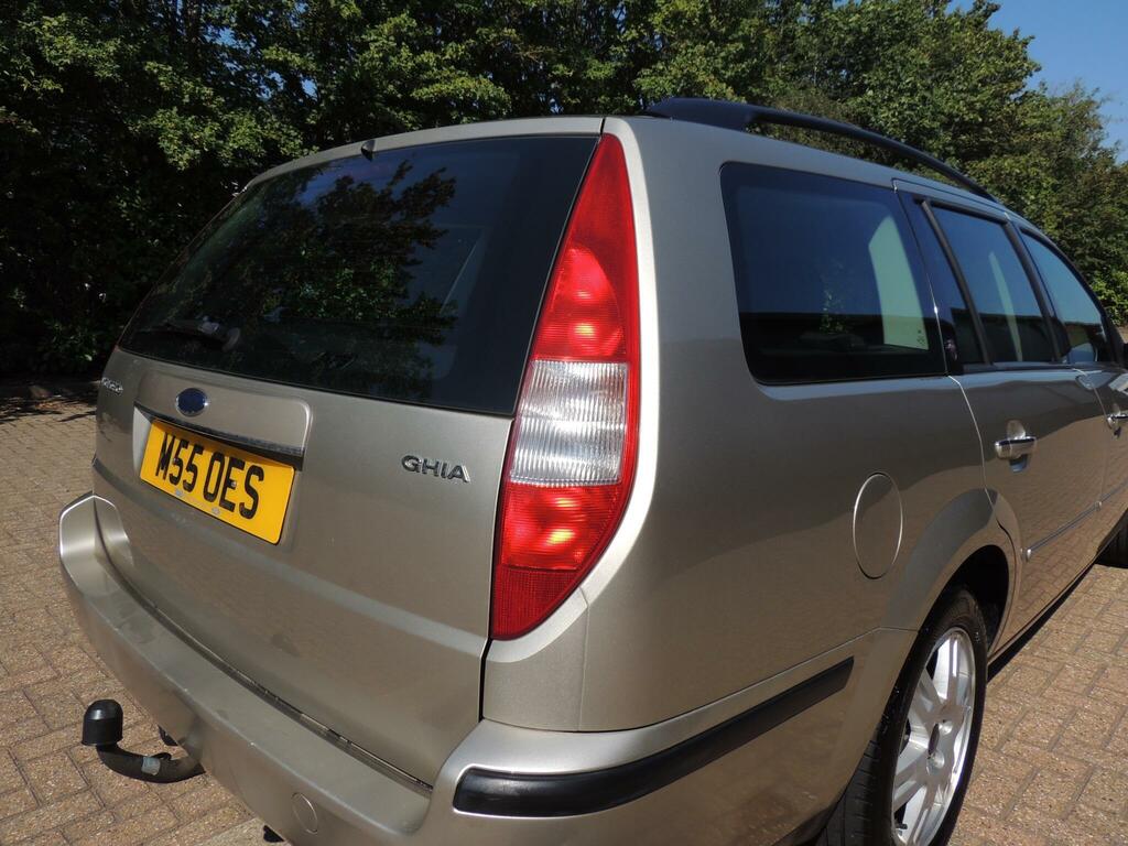 Ford Mondeo  Silver #37
