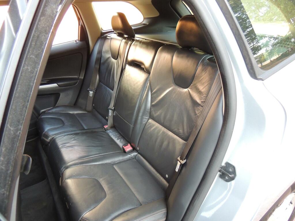 Volvo XC60 D5 Se Awd Blue #66