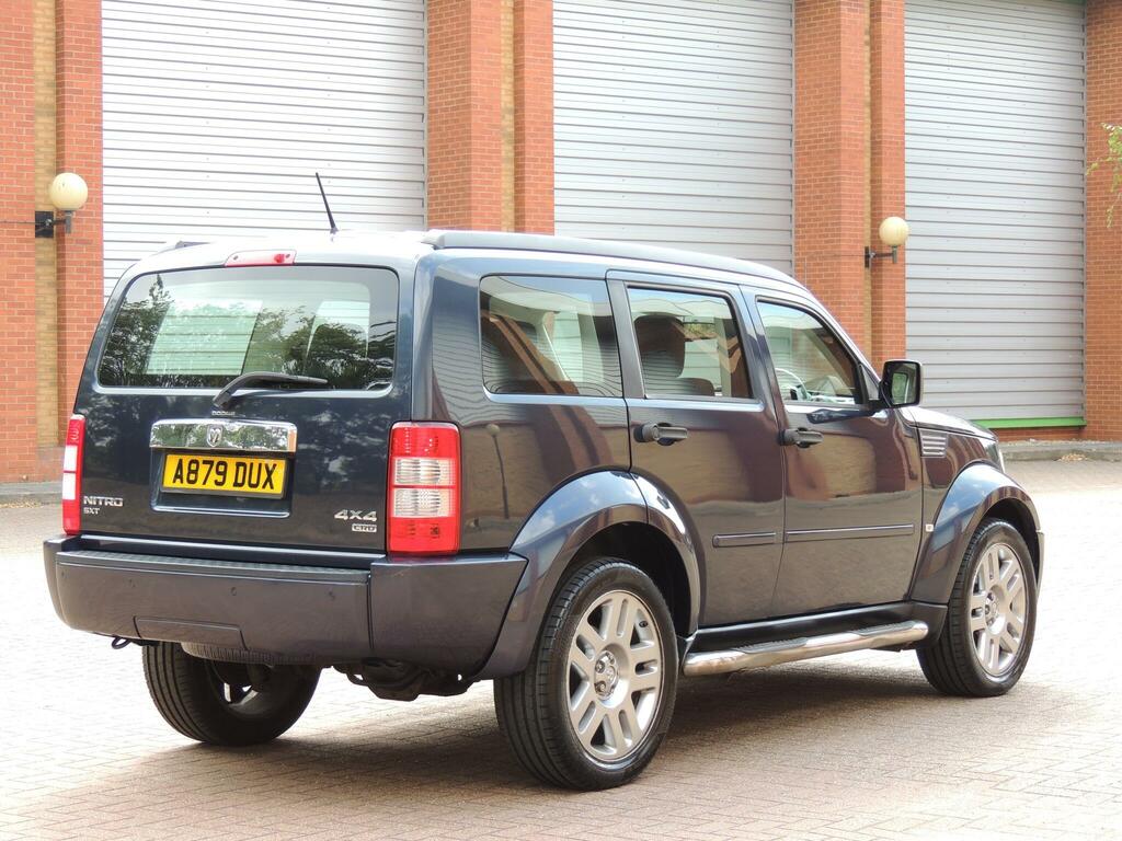 Dodge Nitro 2.8 Crd Sxt Orange #16