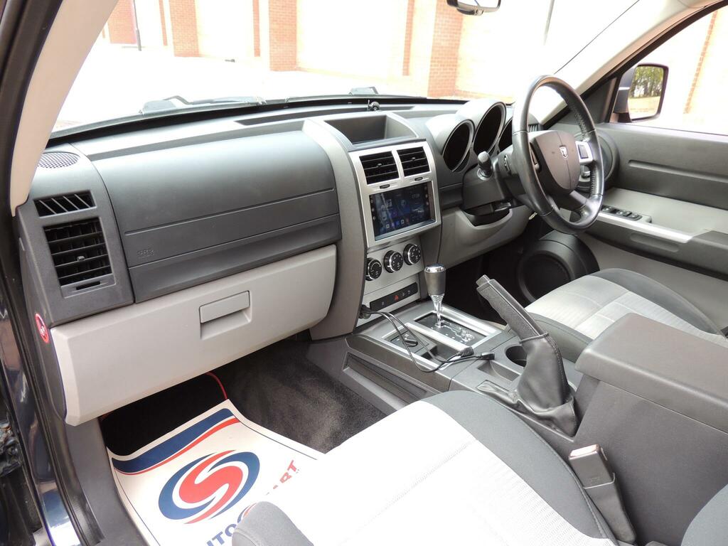 Dodge Nitro 2.8 Crd Sxt Orange #75