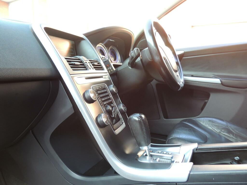 Volvo XC60 D5 R-design Awd Silver #89