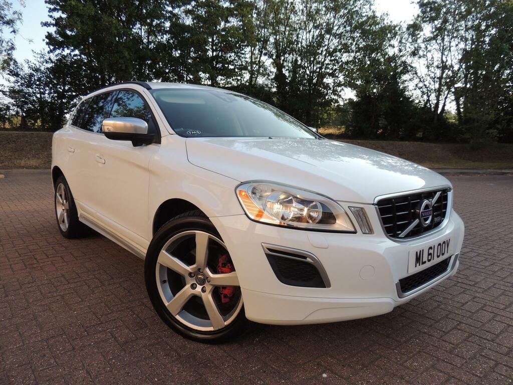 Volvo XC60 R-design White #2