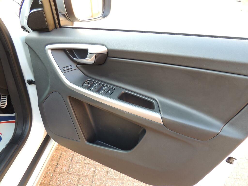Volvo XC60 D5 R-design Awd Silver #50