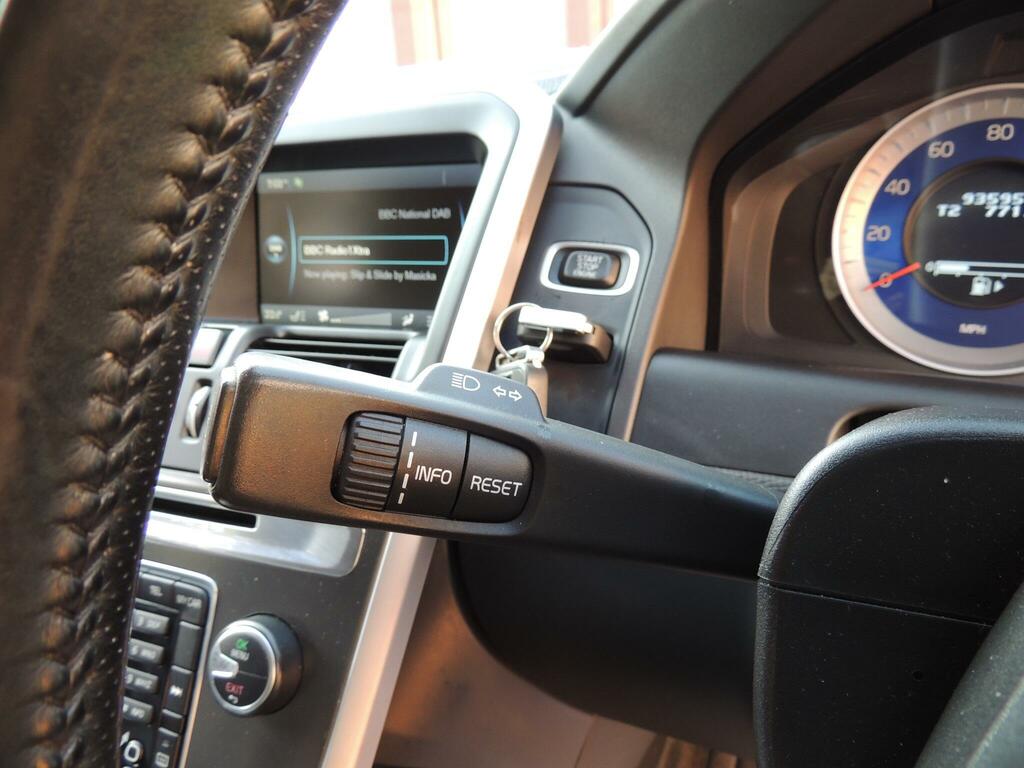 Volvo XC60 D5 R-design Awd Silver #59