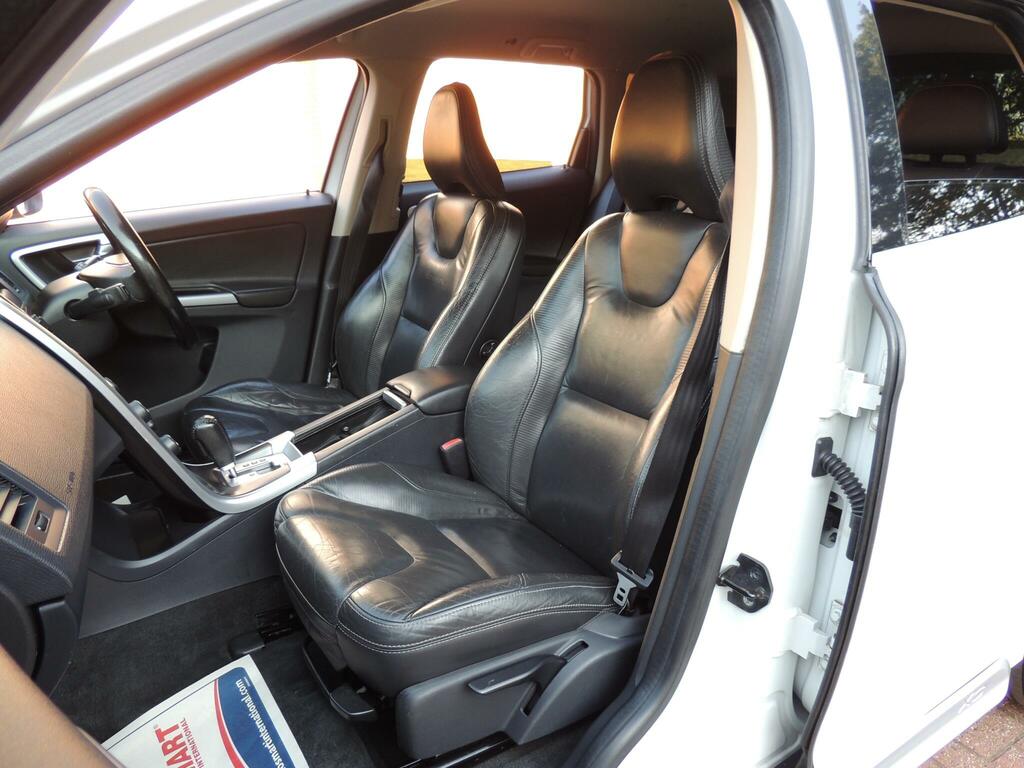 Volvo XC60 D5 R-design Awd Silver #86