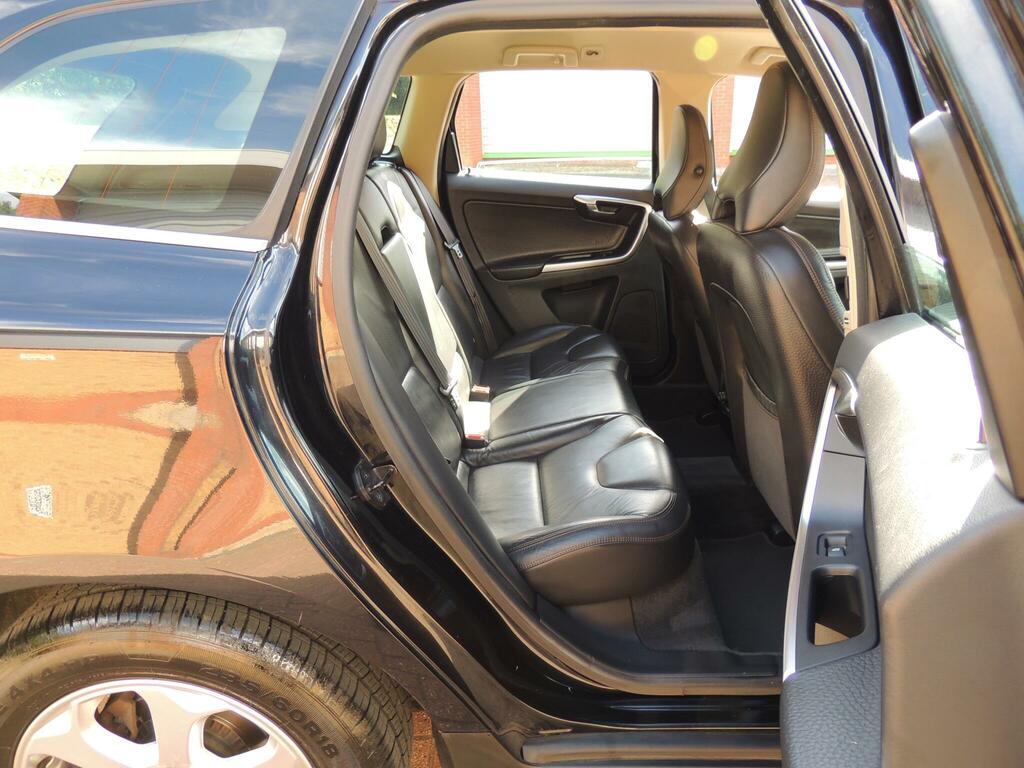 Volvo XC60 Se Lux Premium Blue #66