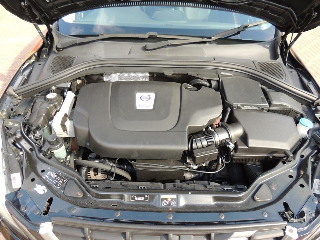Volvo XC60 Se Lux Premium Blue #83