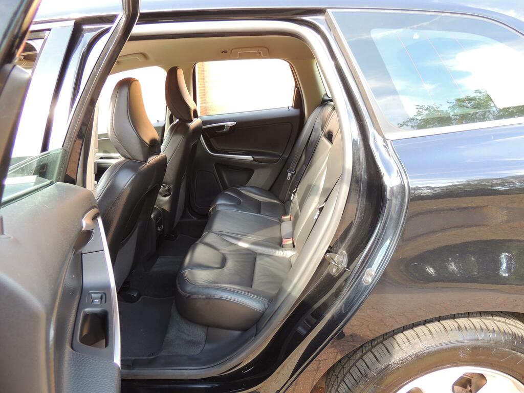 Volvo XC60 Se Lux Premium Blue #74