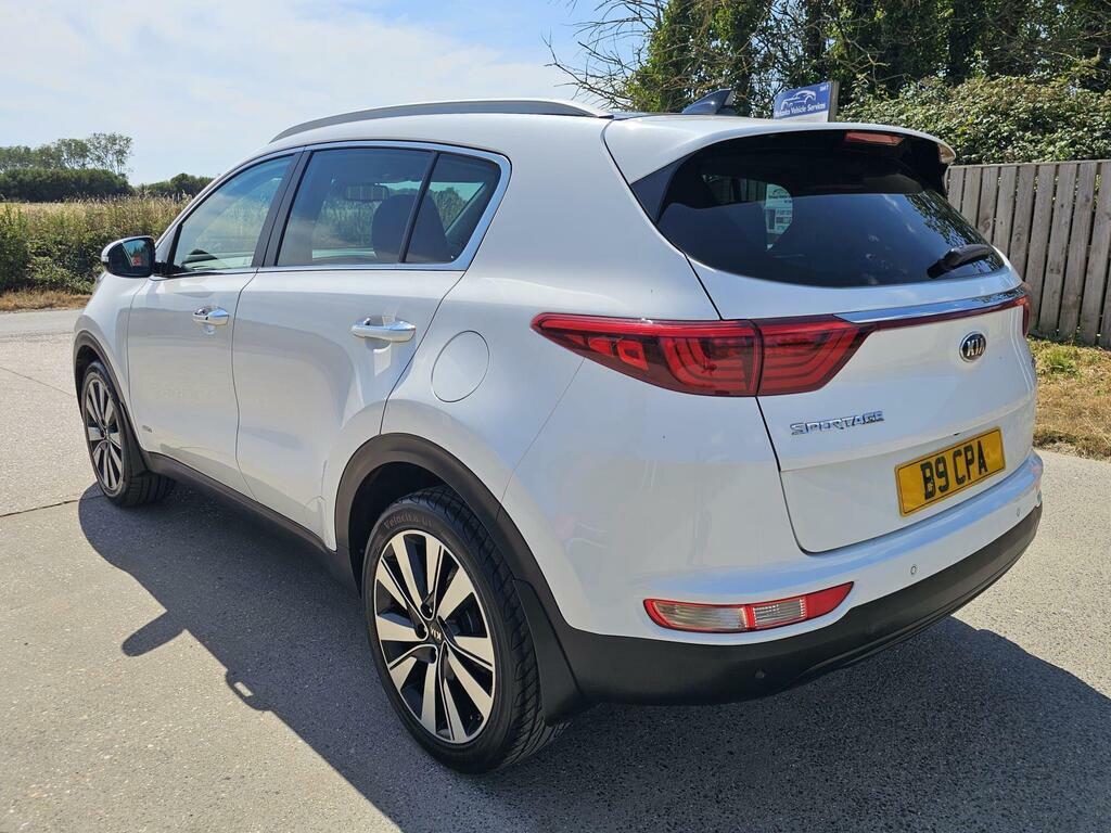 Kia Sportage 2.0 Crdi Kx-4 Awd Euro 6 White #4