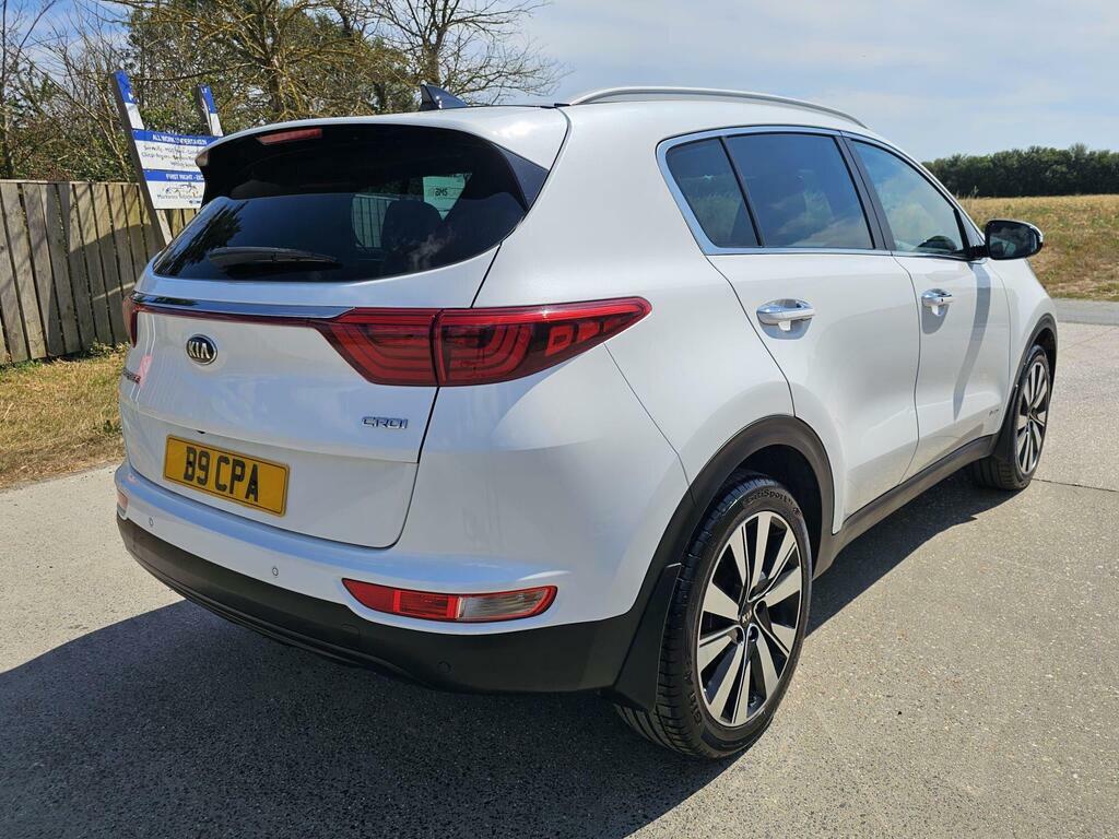 Kia Sportage 2.0 Crdi Kx-4 Awd Euro 6 White #6