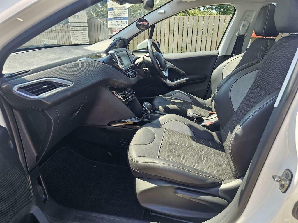 Peugeot 2008 Blue Hdi Active White #20