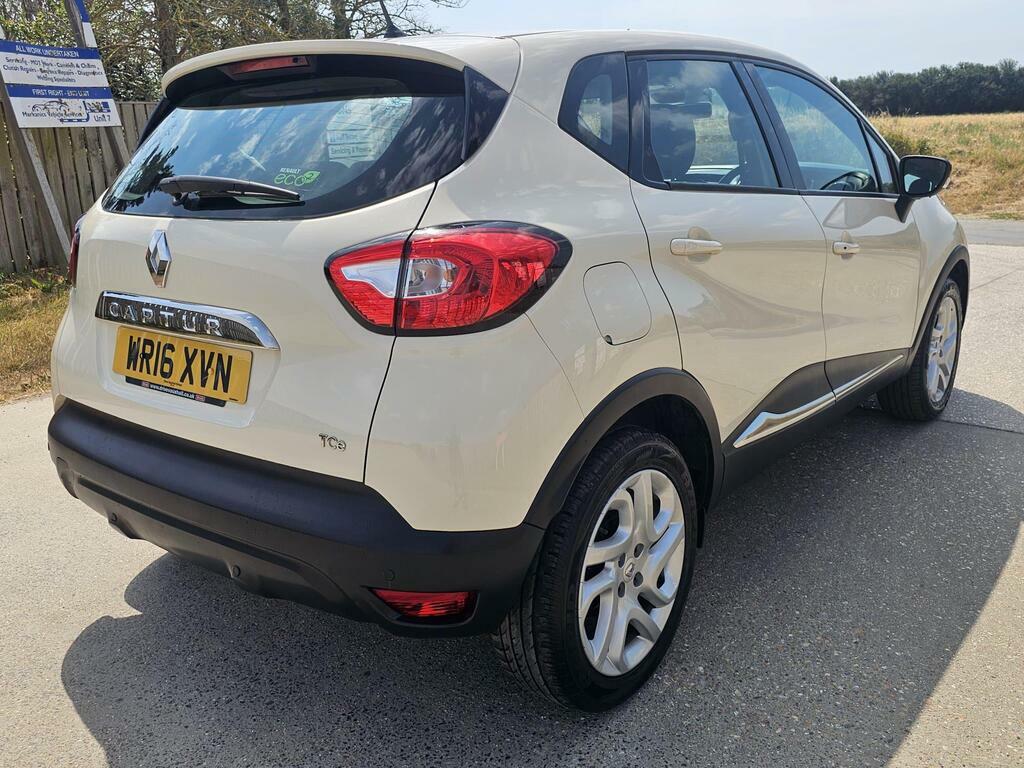 Renault Captur 0.9 Tce Energy Dynamique Nav Euro 6 S S WR16XVN White #6