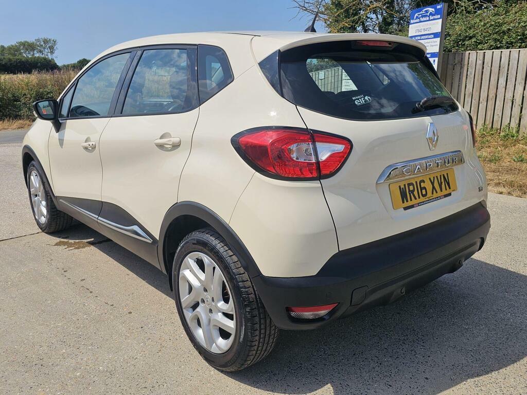 Renault Captur 0.9 Tce Energy Dynamique Nav Euro 6 S S WR16XVN White #4