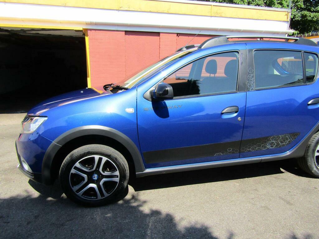 Dacia Sandero Stepway 1.0 Tce Essential Hatchback White #95