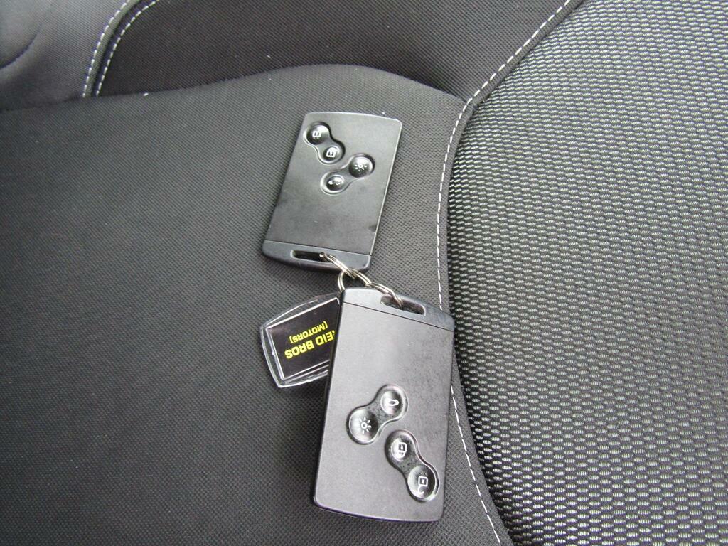 Renault Clio 0.9 Tce 90 Gt Line Silver #28