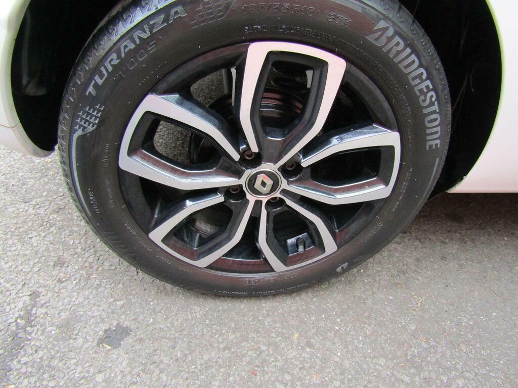 Renault Clio 0.9 Tce 90 Gt Line Silver #80