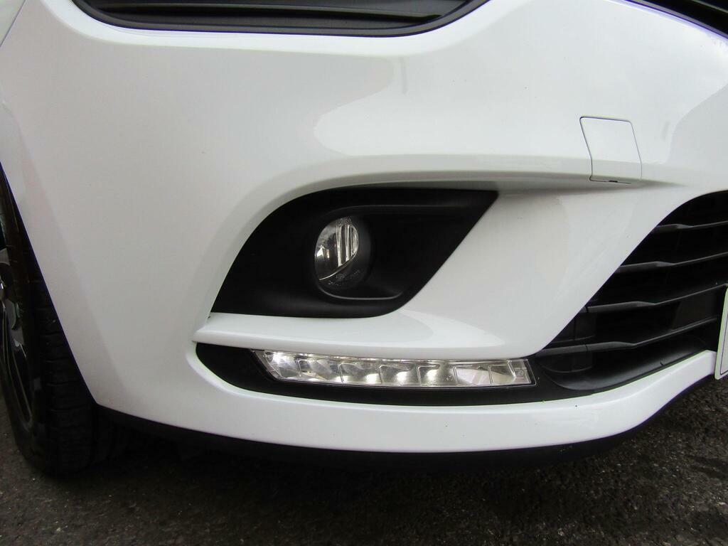 Renault Clio 0.9 Tce 90 Gt Line Silver #76