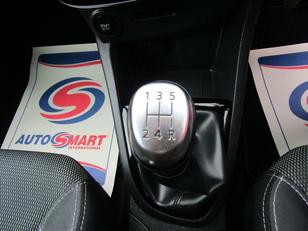 Renault Clio 0.9 Tce 90 Gt Line Silver #36