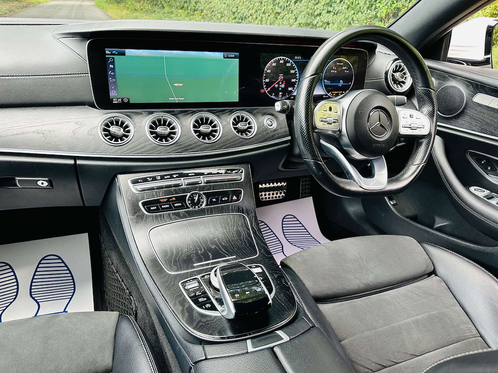 Mercedes-Benz E Class 2.0 L Amg Line YL19TCU White #6