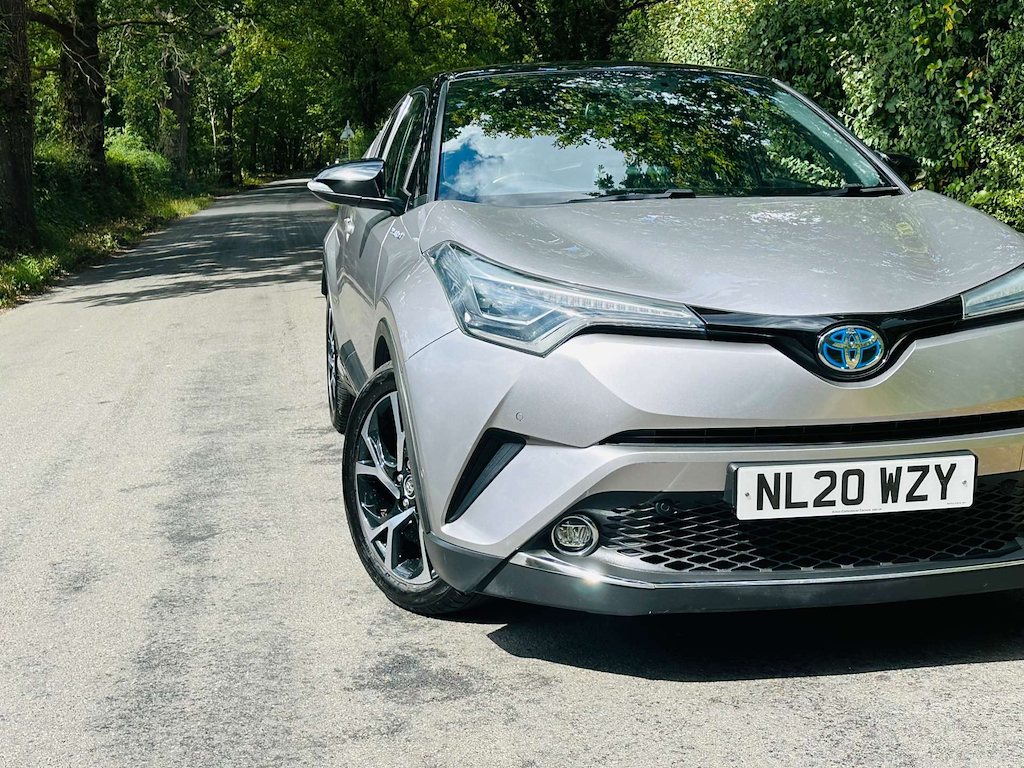 Toyota C-Hr 1.8 L Design Hev Cvt NL20WZY Silver #2