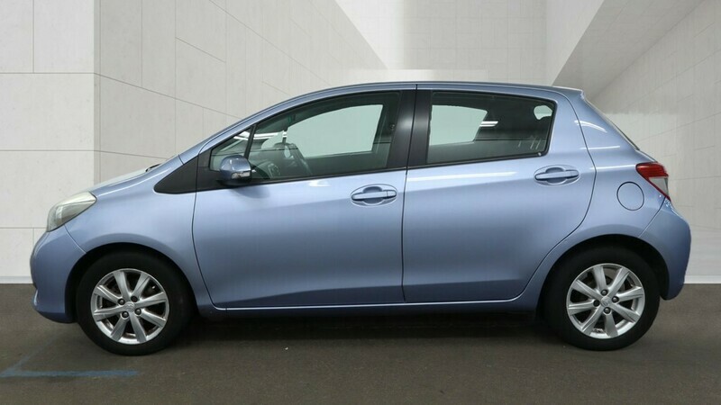 Toyota Yaris Vvt-i Tr Blue #4